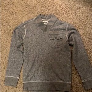 Men’s small sweater